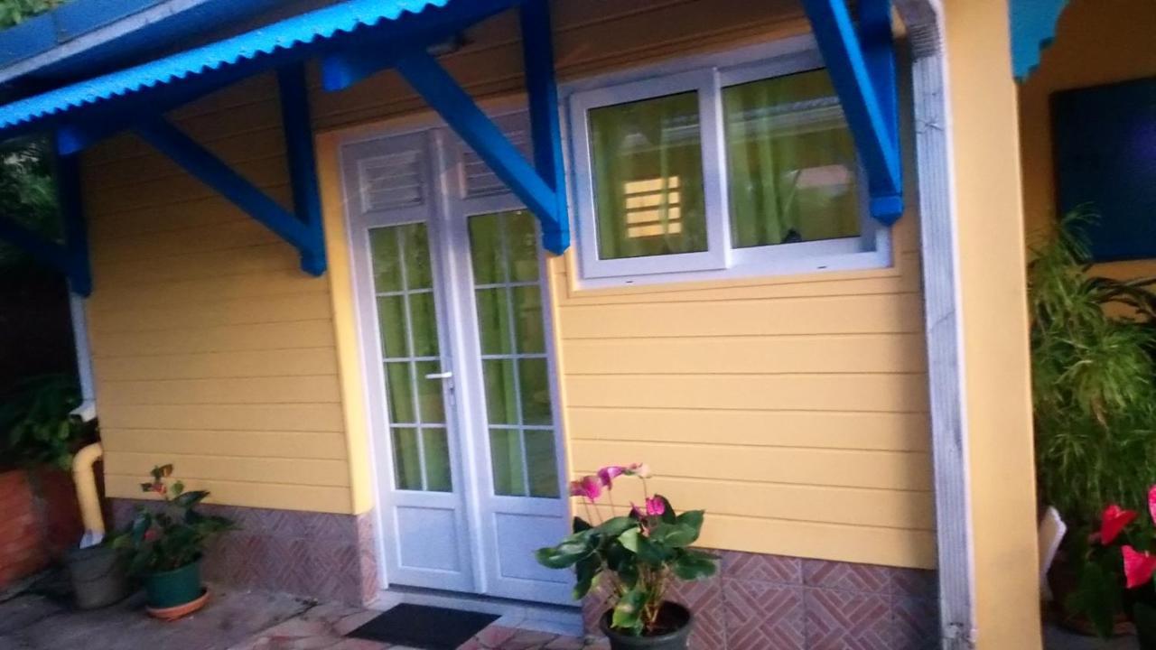 La cabane de Josephine Le Lamentin Exterior foto